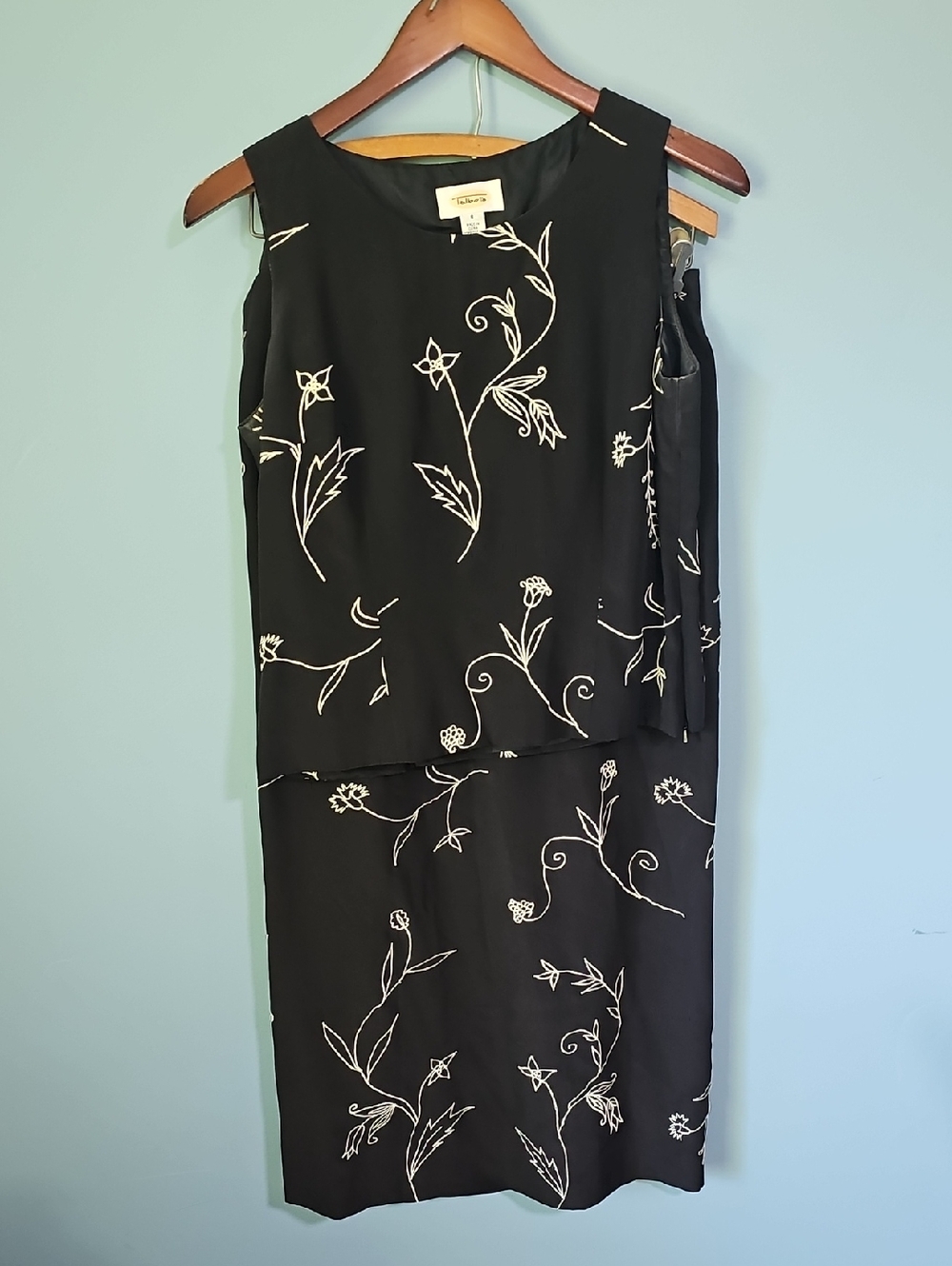 Talbots womens 2-Piece Black & White Embroidered Silk Set Size 8